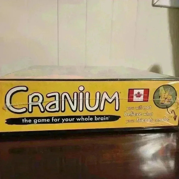 NWT Cranium - Canadian  Version - Picture 4 of 6